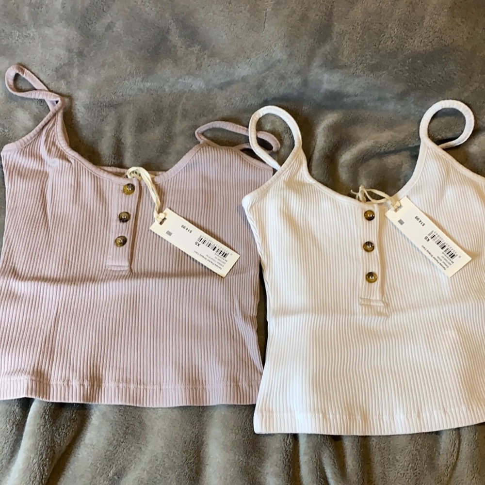 Both Crop top